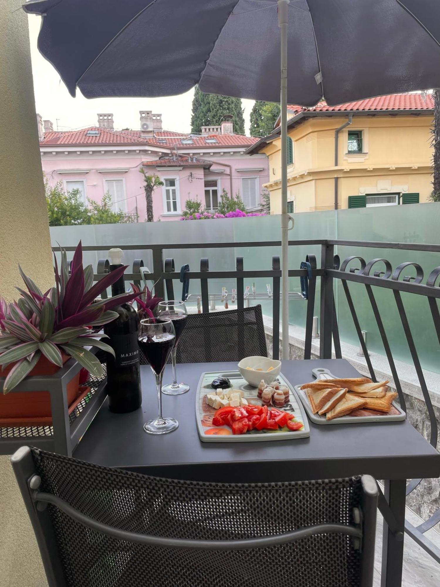 Apartment Andreja, Opatija City Center Luaran gambar
